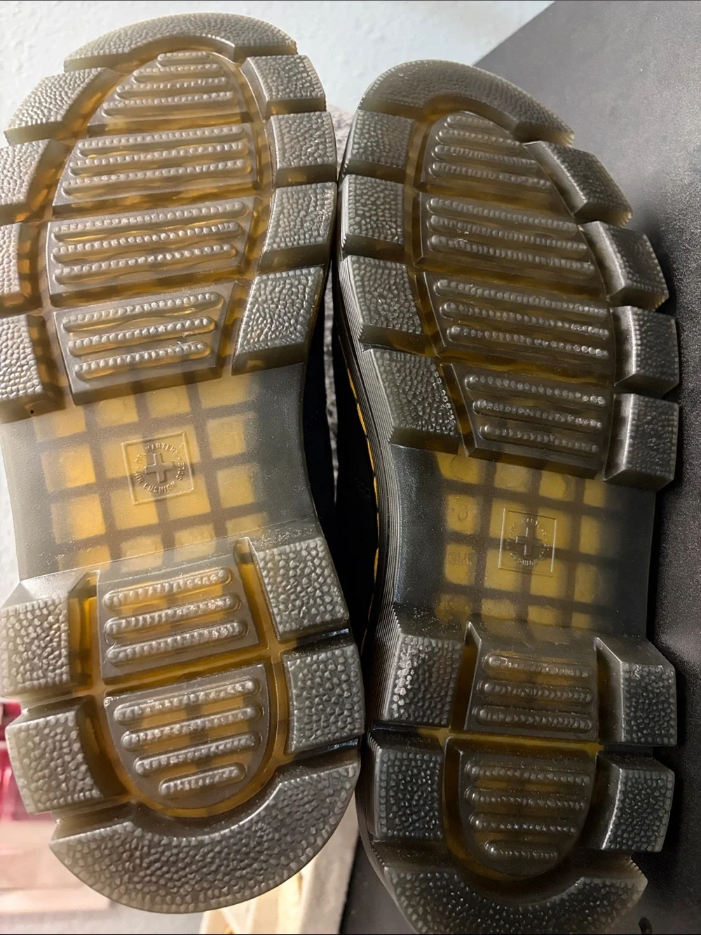 Dr. Martens slip chelsea